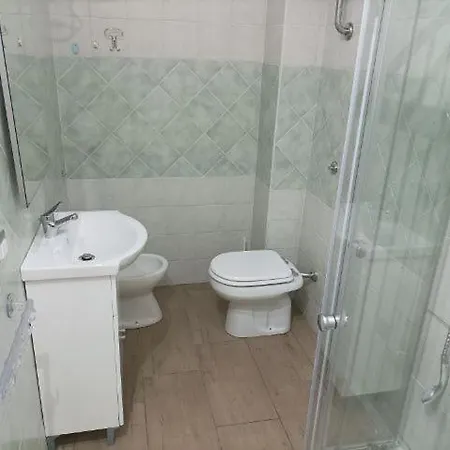 A Pochi Passi Dal Mare Intero Apartment *